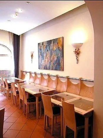 酒店 托斯卡ea酒店 3*