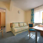 Ea Tosca 3*