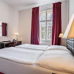 Ea Tosca Hotel 3*