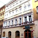 Ea Tosca 3* Praga