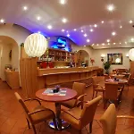 Ea Tosca Hotel 3*