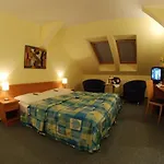 Ea Tosca Hotel Praga