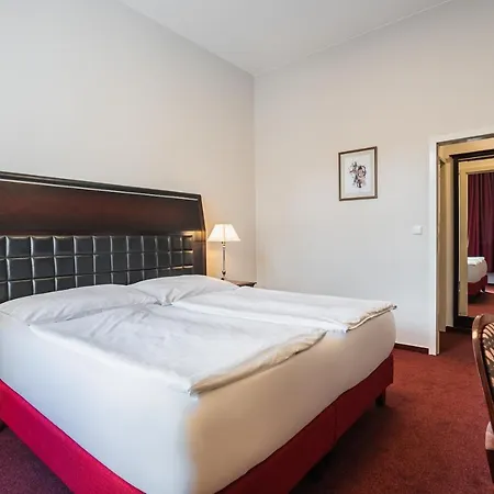 Ea Tosca Hotel Prague