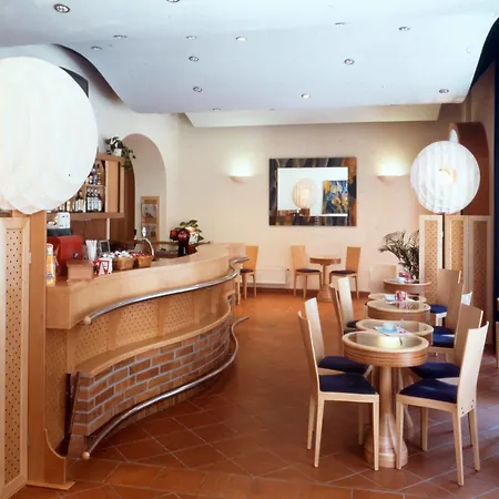 Ea Tosca Hotel Prague