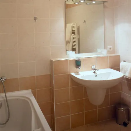 Ξενοδοχείο Ea Tosca