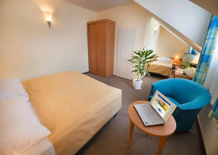 Ea Tosca Hotel 3*