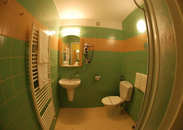 Ea Tosca Hotel 3*