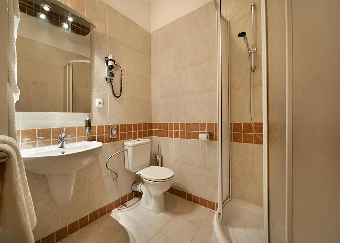 Ea Tosca Hotel 3*