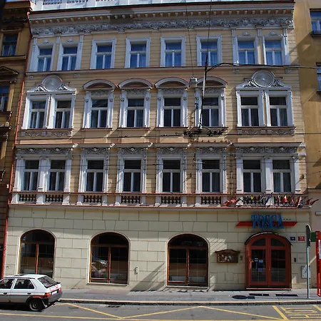 Ea Tosca Hotel Prag